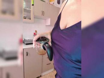 _LEKSA — Bongacams recorded stream image, 07.08.2025 05:30