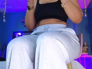 lady-brownn — Camsoda recorded stream image, 07.08.2025 11:20