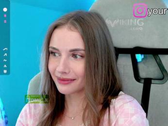 VikkiExtraCheese — Bongacams recorded stream image, 07.08.2025 20:40