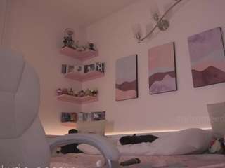 andromeedaa — Camsoda recorded stream image, 08.08.2025 15:10