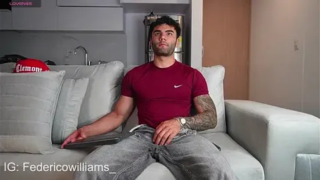 Derek_w — Stripchat recorded stream screenshot (09 Aug 2025)