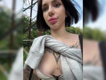 BabyDarii — Bongacams recorded stream image, 09.08.2025 09:30
