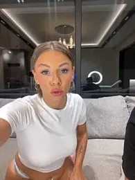 SexOnMyLvL — Stripchat recorded stream image, 09.08.2025 21:00