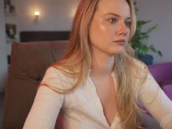 your_kat — Chaturbate recorded stream screenshot (10 Aug 2025)