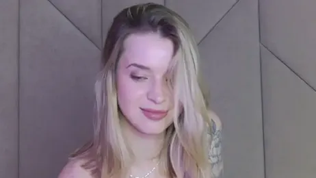 Touch_me — Stripchat recorded stream image, 10.08.2025 15:30