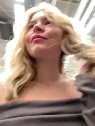 Cum_girlss — Stripchat recorded stream image, 11.08.2025 05:10