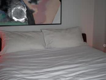 chloewildd — Chaturbate recorded stream image, 11.08.2025 19:00