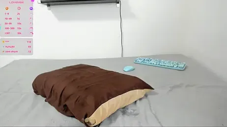 ravenousbiter — Stripchat recorded stream image, 11.08.2025 19:40