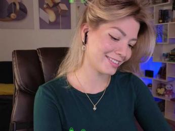 _Cute — Bongacams recorded stream image, 12.08.2025 15:40