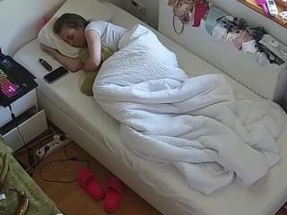 voyeurcam-julmodels-bed-7 — Camsoda recorded stream image, 07.08.2025 18:00