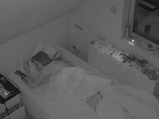 voyeurcam-julmodels-bed-7 — Camsoda recorded stream image, 07.08.2025 18:00