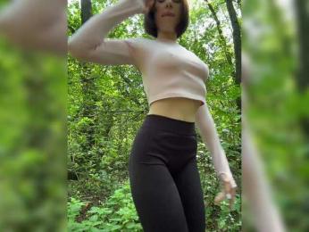 BabyDarii — Bongacams recorded stream image, 13.08.2025 06:20