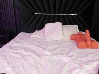 atinxnaugthy — Camsoda recorded stream image, 13.08.2025 05:00