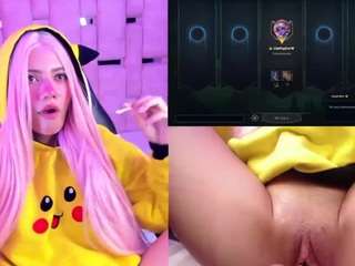 lilapop4 — Camsoda recorded stream image, 13.08.2025 13:20