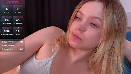 Milana15 — Stripchat recorded stream screenshot (13 Aug 2025)