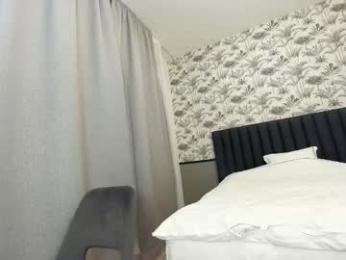 ehotlovea — Chaturbate recorded stream screenshot (13 Feb 2025)