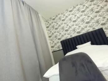 ehotlovea — Chaturbate recorded stream screenshot (13 Feb 2025)