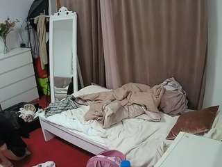 voyeurcam-julmodels-reallife-3 — Camsoda recorded stream image, 13.08.2025 09:10