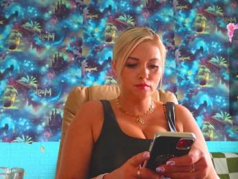 Mistress-Gwen — Bongacams recorded stream image, 15.08.2025 04:20