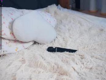 pinkncrazy — Chaturbate recorded stream screenshot (14 Feb 2025)