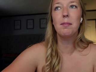lucyallen4201 — Camsoda recorded stream image, 15.08.2025 12:10