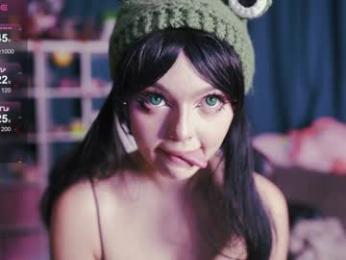 madnessalise — Chaturbate recorded stream image, 15.08.2025 15:20