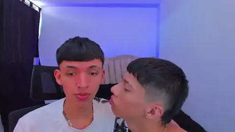 Juan_Nd_Steven — Stripchat recorded stream image, 17.08.2025 13:00