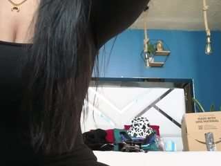 lady-brownn — Camsoda recorded stream image, 19.08.2025 12:00