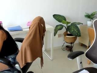 emilybrowm — Camsoda recorded stream screenshot (19 Aug 2025)