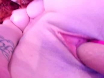 Midnightrose11 — Bongacams recorded stream image, 20.08.2025 07:00