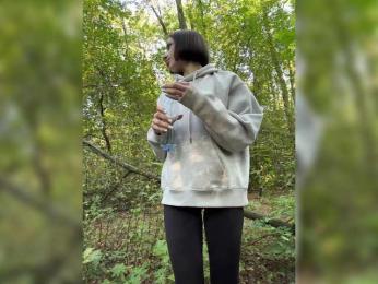 BabyDarii — Bongacams recorded stream image, 20.08.2025 12:40