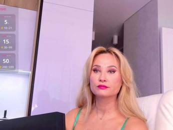 hold-me-tight — Bongacams recorded stream image, 21.08.2025 03:10