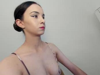 ehotlovea — Chaturbate recorded stream screenshot (21 Aug 2025)