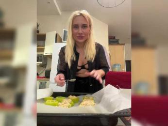 Tvoyasamka77 — Bongacams recorded stream image, 21.08.2025 12:30