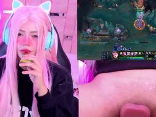 lilapop4 — Camsoda recorded stream image, 21.08.2025 13:10