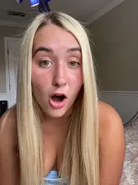 Kaylayoung12 — Stripchat recorded stream screenshot (22 Aug 2025)