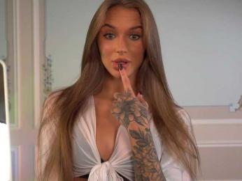happywhores — Bongacams recorded stream image, 23.08.2025 00:20