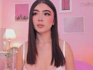 little-natt — Camsoda recorded stream screenshot (14 Feb 2025)