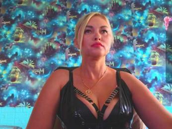 Mistress-Gwen — Bongacams recorded stream image, 23.08.2025 04:10