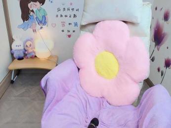 Angela19 — Bongacams recorded stream image, 23.08.2025 16:30