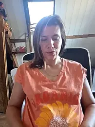 Lina_lou4 — Stripchat recorded stream image, 24.08.2025 11:30