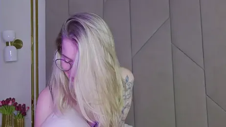 Touch_me — Stripchat recorded stream image, 24.08.2025 16:30