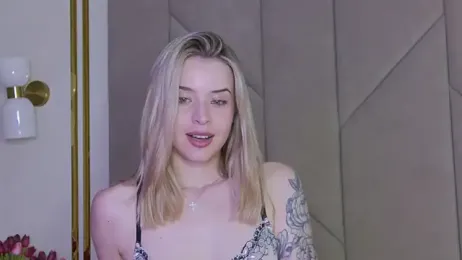 Touch_me — Stripchat recorded stream image, 24.08.2025 16:30