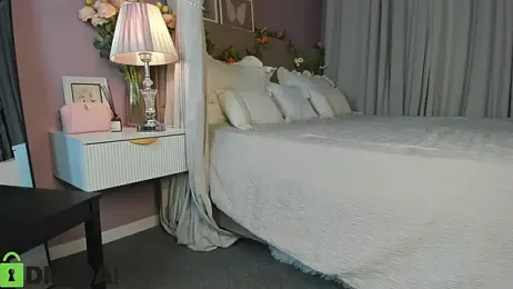 Dearly_Emily — Stripchat recorded stream image, 25.08.2025 08:20