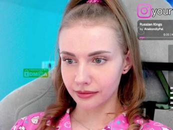 VikkiExtraCheese — Bongacams recorded stream image, 25.08.2025 17:10