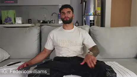 Derek_w — Stripchat recorded stream screenshot (26 Aug 2025)