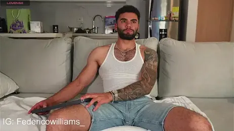 Derek_w — Stripchat recorded stream screenshot (26 Aug 2025)