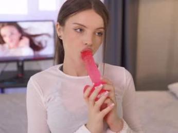 bellacle — Chaturbate recorded stream image, 26.08.2025 08:30
