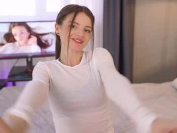 bellacle — Chaturbate recorded stream image, 26.08.2025 08:30