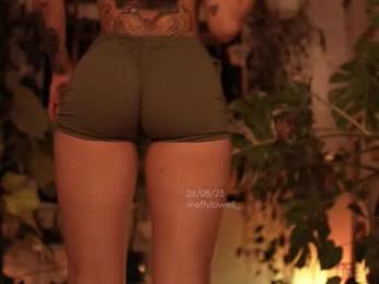 effylowell_ — Chaturbate recorded stream image, 27.08.2025 01:50